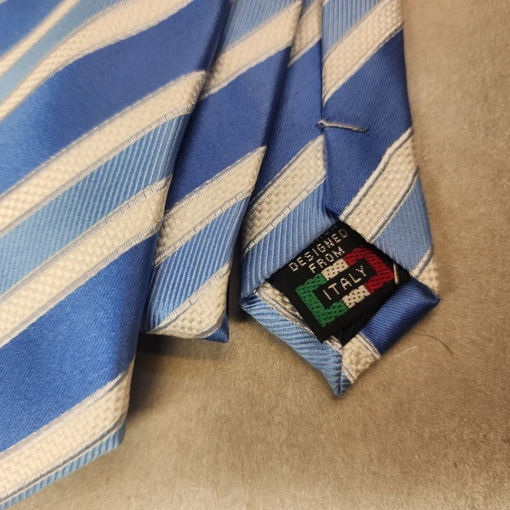 Gianfranco Designer Italy Hand Made Microfiber Men's Neck Tie Blue White